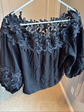 Gianni Bini Black Floral Lace Off-Shoulder Blouse